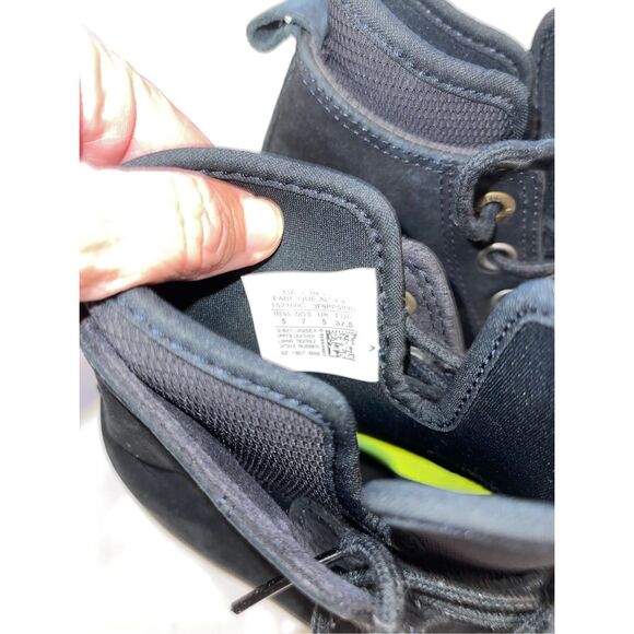 Converse Chuck Taylor 2 Lunarlon Hi Top Suede Leather 155317C Unisex W:7 - Picture 3 of 8